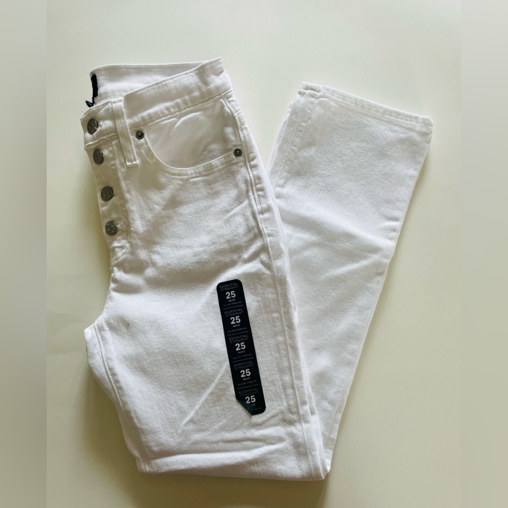 J. Crew Essential straight white jean in all-day stretch NWT